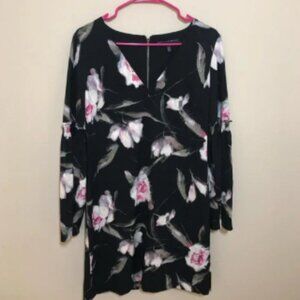 White House black market floral shift dress bell long sleeve v neck
